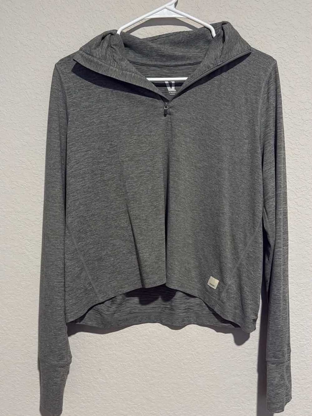Vuori Gray Half-Zip longsleeve